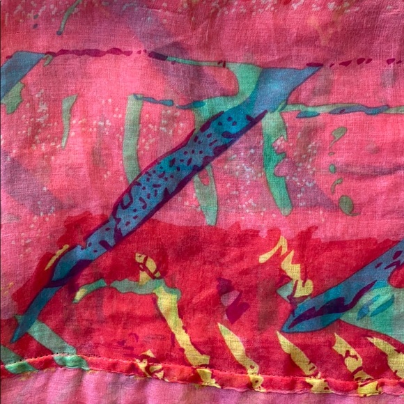 Pink patterned circular scarf - Picture 2 of 2